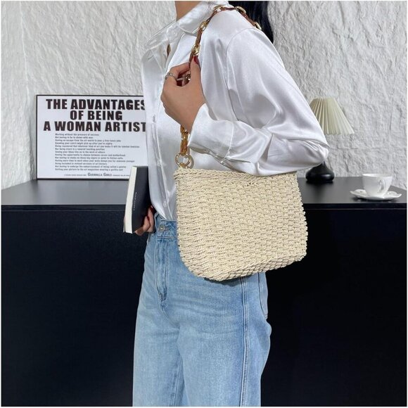 Small Handwoven Straw Purse Boho Chic Beach Bag Woven Eco-friendly Compact - Picture 3 of 7